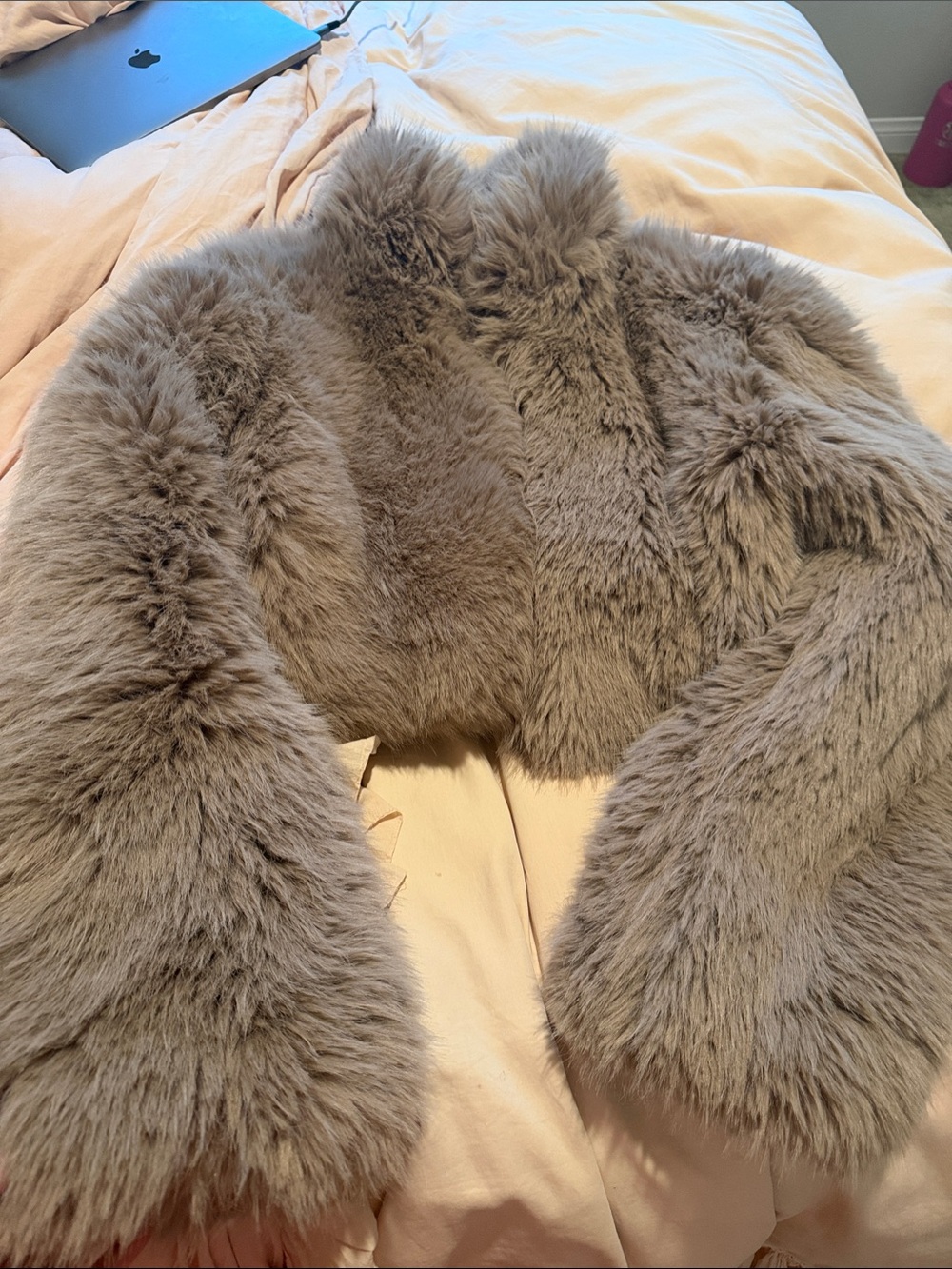 ALO opulent faux fur cropped jacket